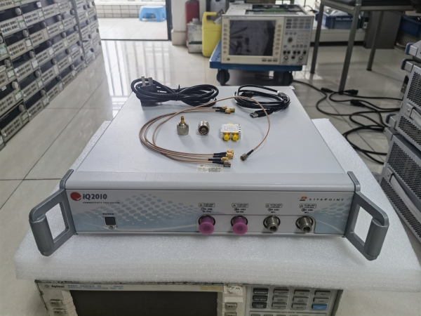 IQ2010 藍(lán)牙，WIFI，GPSIM測(cè)試儀
